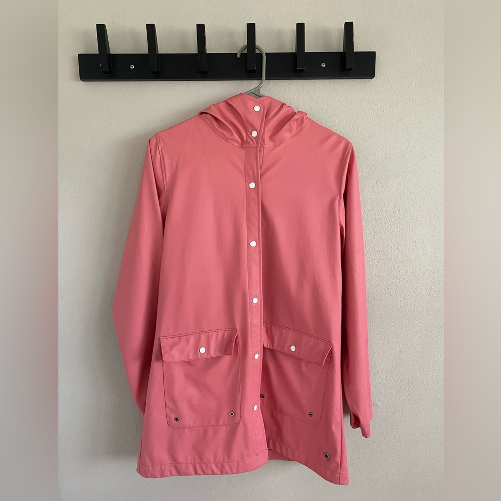 Bubble gum pink raincoat!